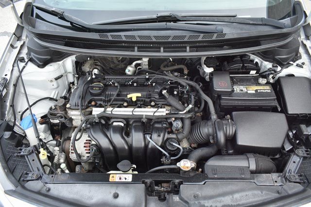 Used 2016 Kia Forte LX image 40