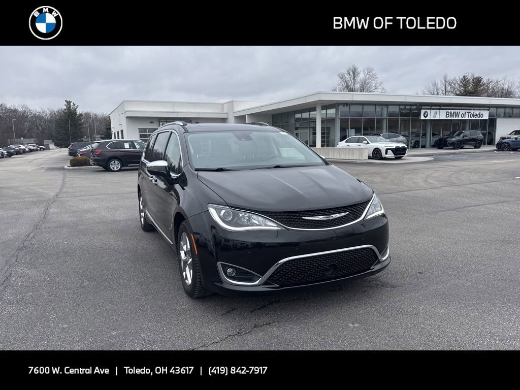 Used 2019 Chrysler Pacifica Limited w/ Advanced Safetytec Group 360° Tour