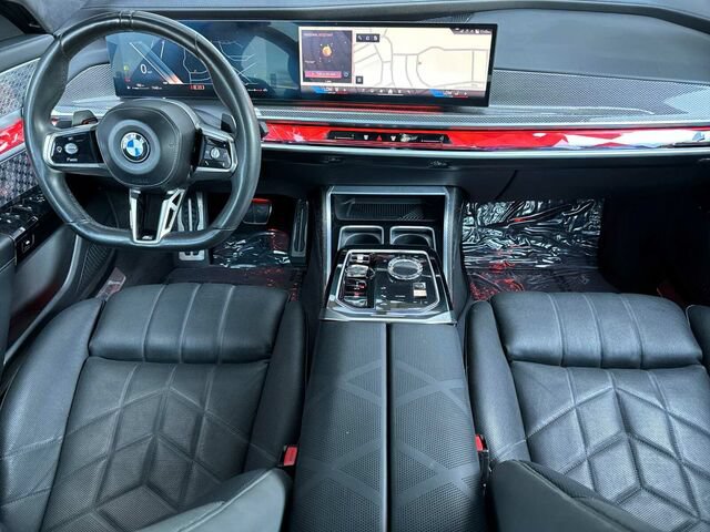 Used 2023 BMW 760i xDrive w/ Executive Package AWD/4WD image 15
