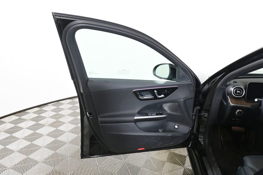 Certified 2026 Mercedes-Benz C 300 4MATIC Sedan image 27