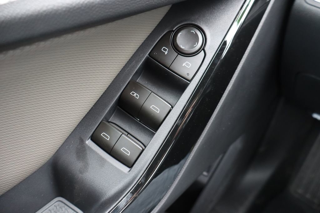 New 2026 Chevrolet Equinox LT image 19