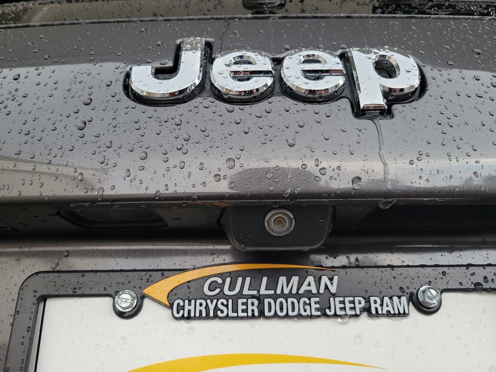 Used 2020 Jeep Cherokee Limited FWD image 31