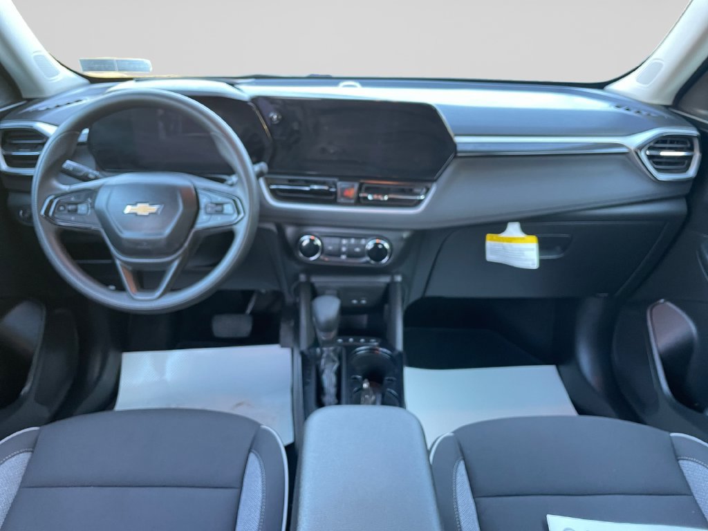 Used 2026 Chevrolet TrailBlazer LS w/ LS Confidence Package AWD/4WD image 18