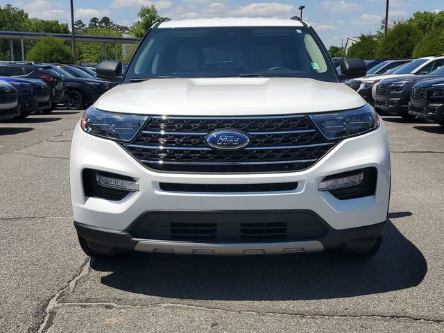 Used 2023 Ford Explorer XLT w/ Equipment Group 202A RWD image 2