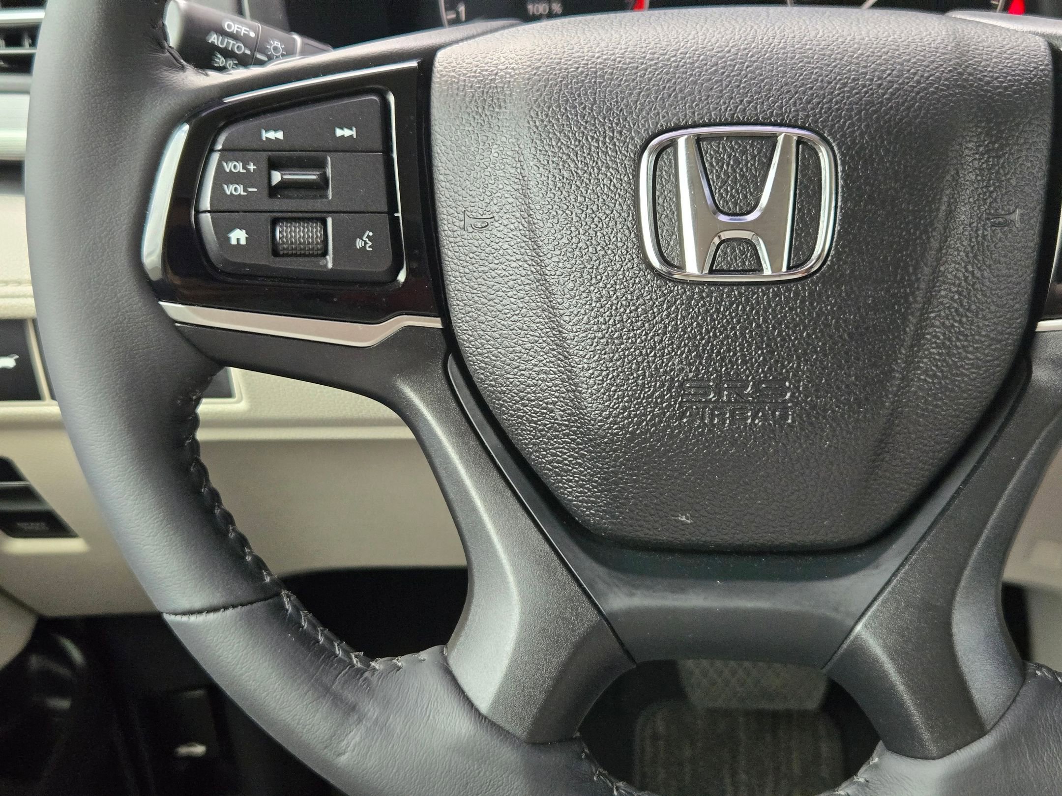 Certified 2025 Honda Odyssey EX-L image 20