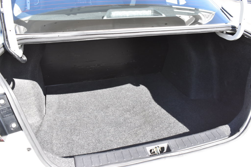 Used 2025 Nissan Versa S FWD image 13