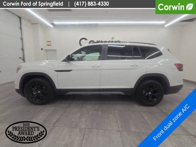 Used 2024 Volkswagen Atlas Peak Edition SE AWD/4WD video 2