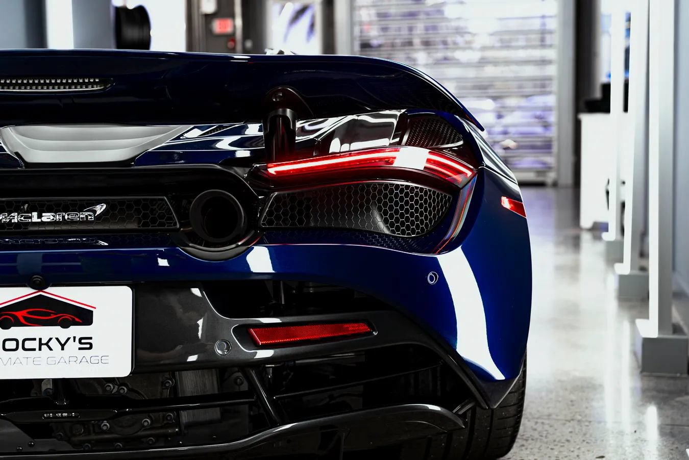 Used 2020 McLaren 720S Spider RWD image 47