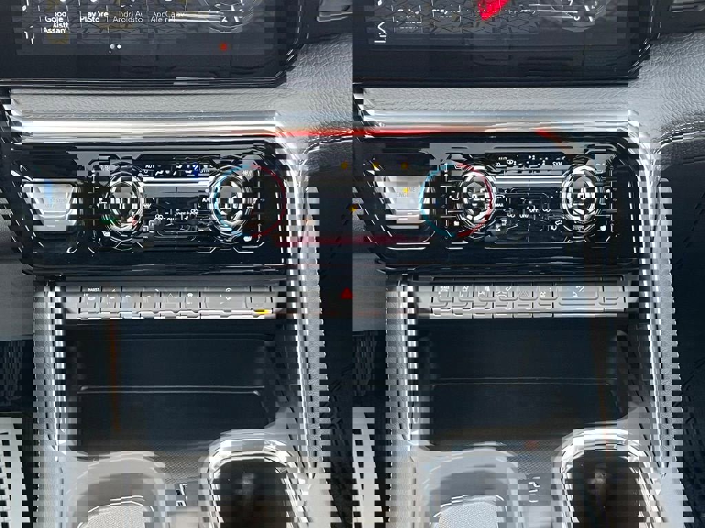 New 2025 GMC Sierra 2500 Denali w/ Denali Reserve Package image 19