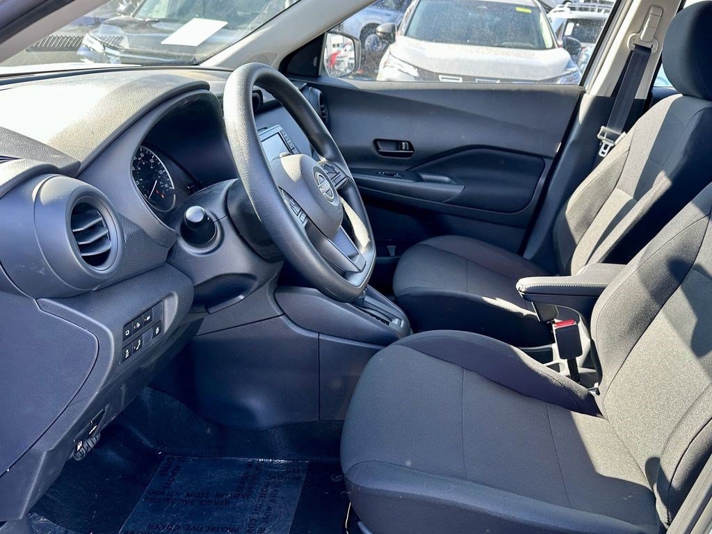 Certified 2025 Nissan Kicks Play S FWD image 15