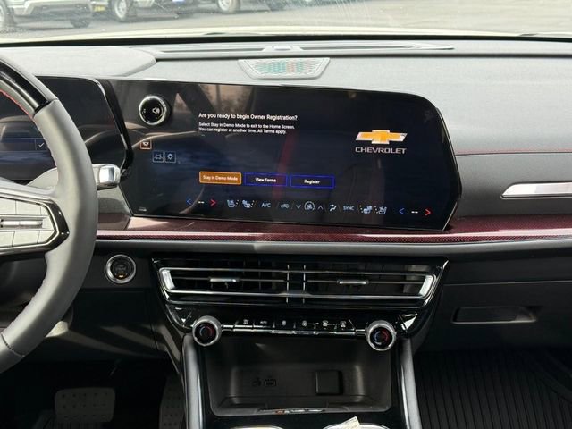 New 2026 Chevrolet Traverse RS w/ LPO, Floor Liner Package image 11