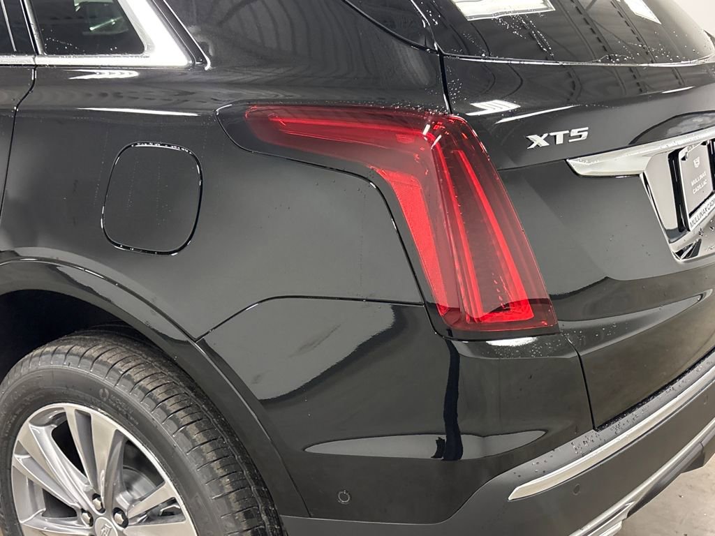 New 2026 Cadillac XT5 Premium Luxury w/ Driver Assist Package image 13