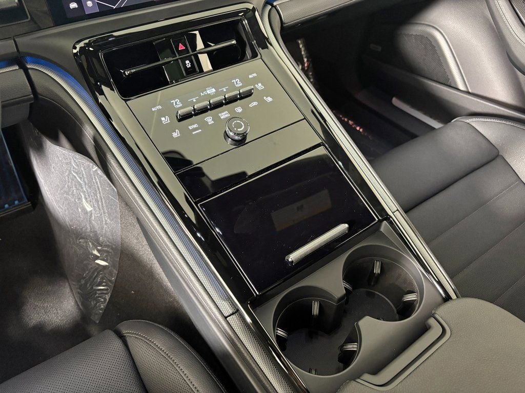 Used 2026 Porsche Panamera 4 image 29