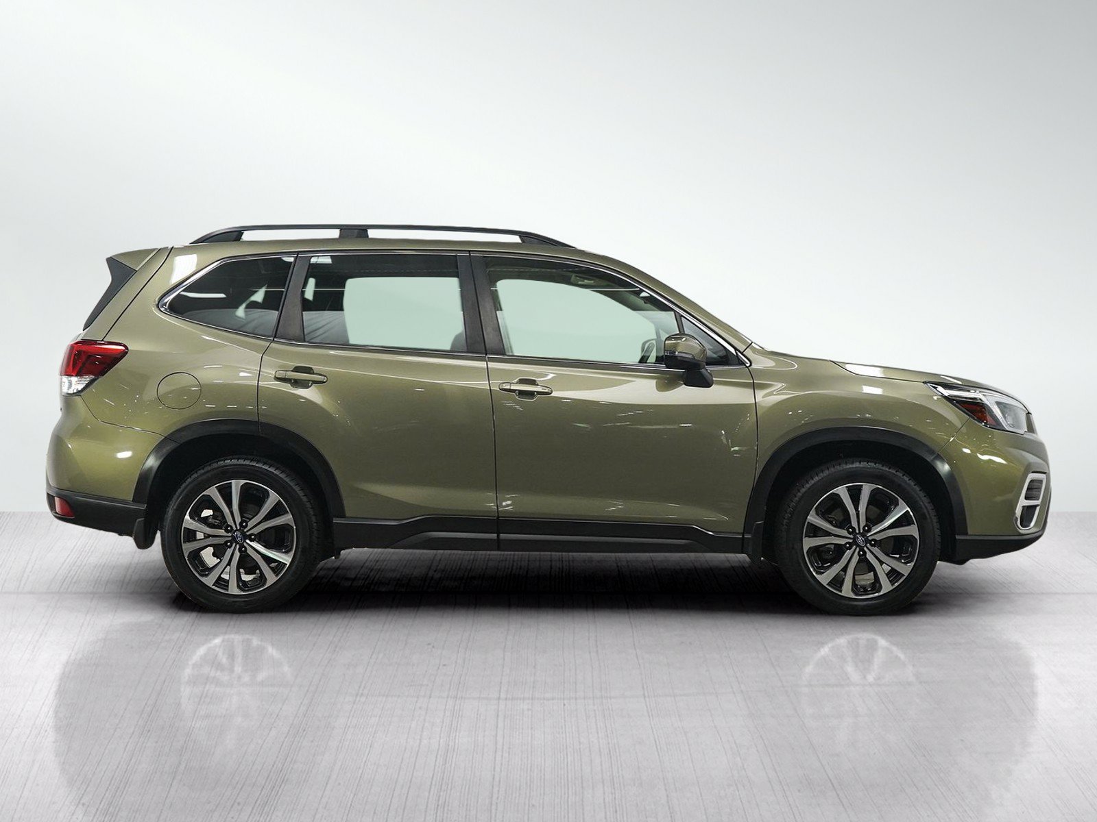 Used 2020 Subaru Forester Limited w/ Popular Package #3 AWD/4WD image 6