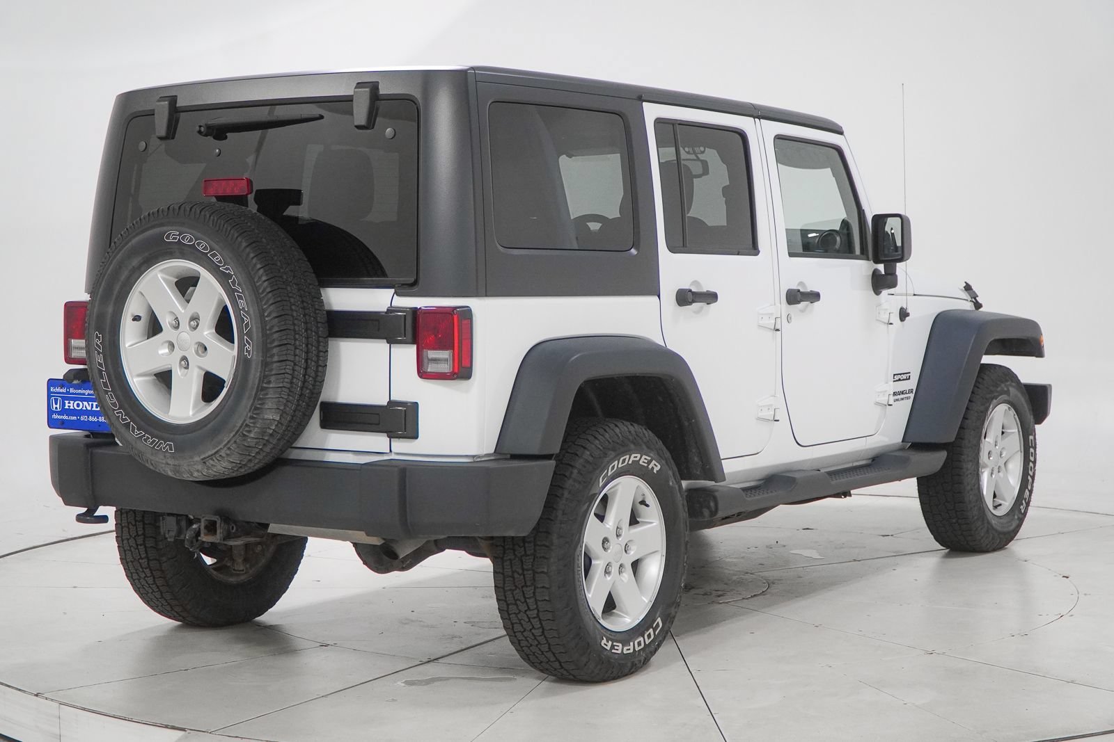 Used 2014 Jeep Wrangler Unlimited Sport w/ Quick Order Package 24S AWD/4WD image 10