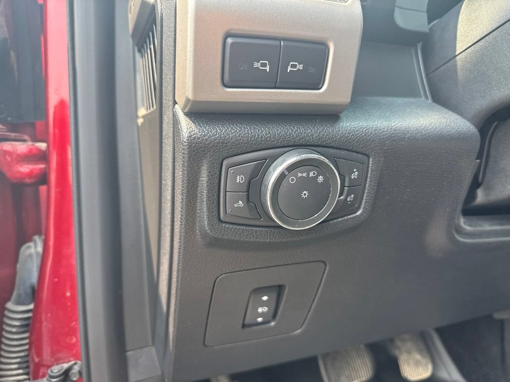 Used 2015 Ford F150 Lariat w/ Equipment Group 501A Mid AWD/4WD image 15