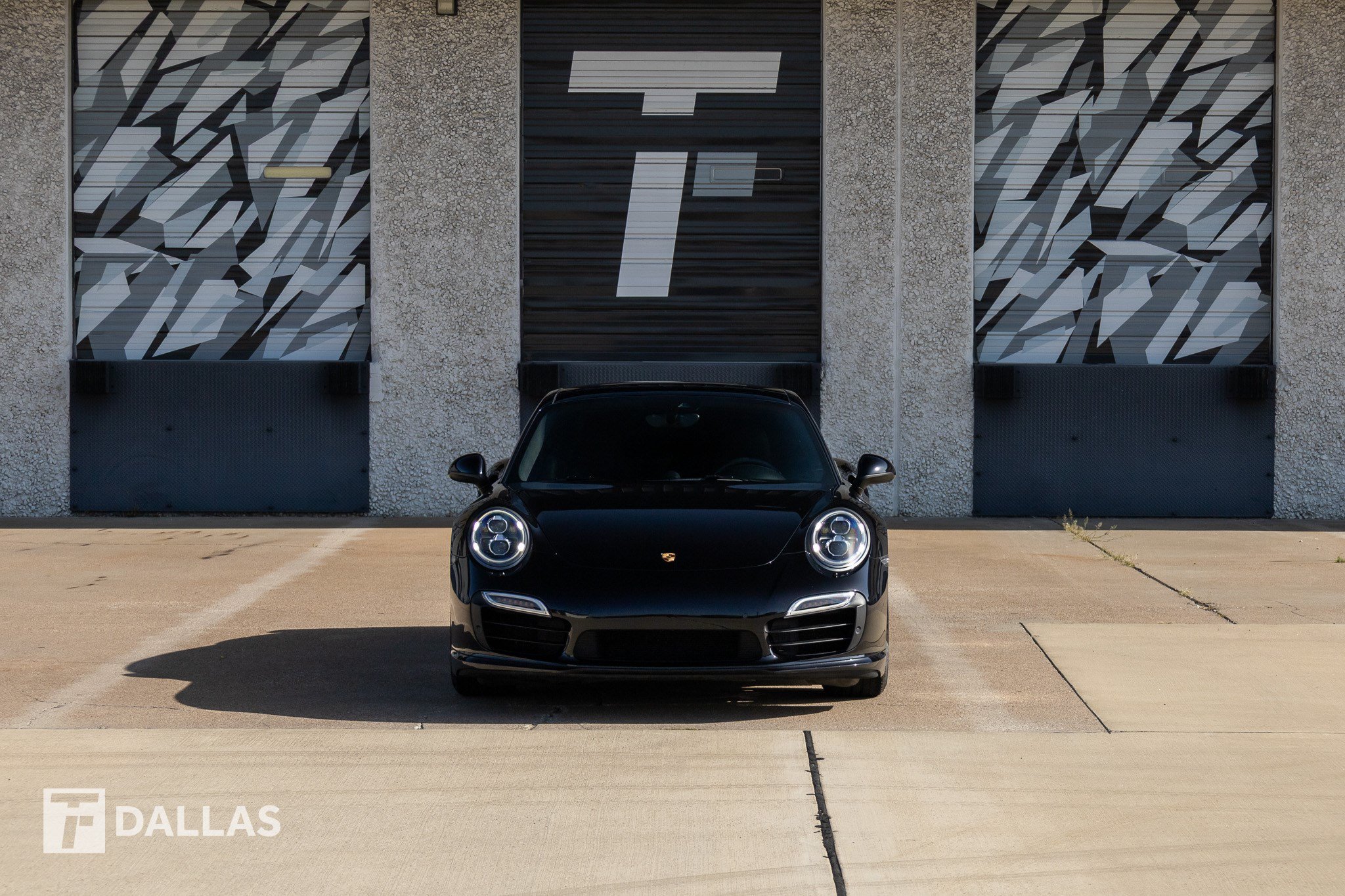 Used 2015 Porsche 911 Turbo S AWD/4WD image 3