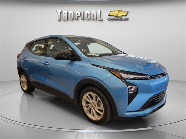 New 2027 Chevrolet Bolt LT w/ Comfort Package image 4