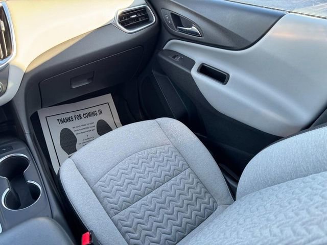 Used 2022 Chevrolet Equinox LT w/ Driver Convenience Package image 15