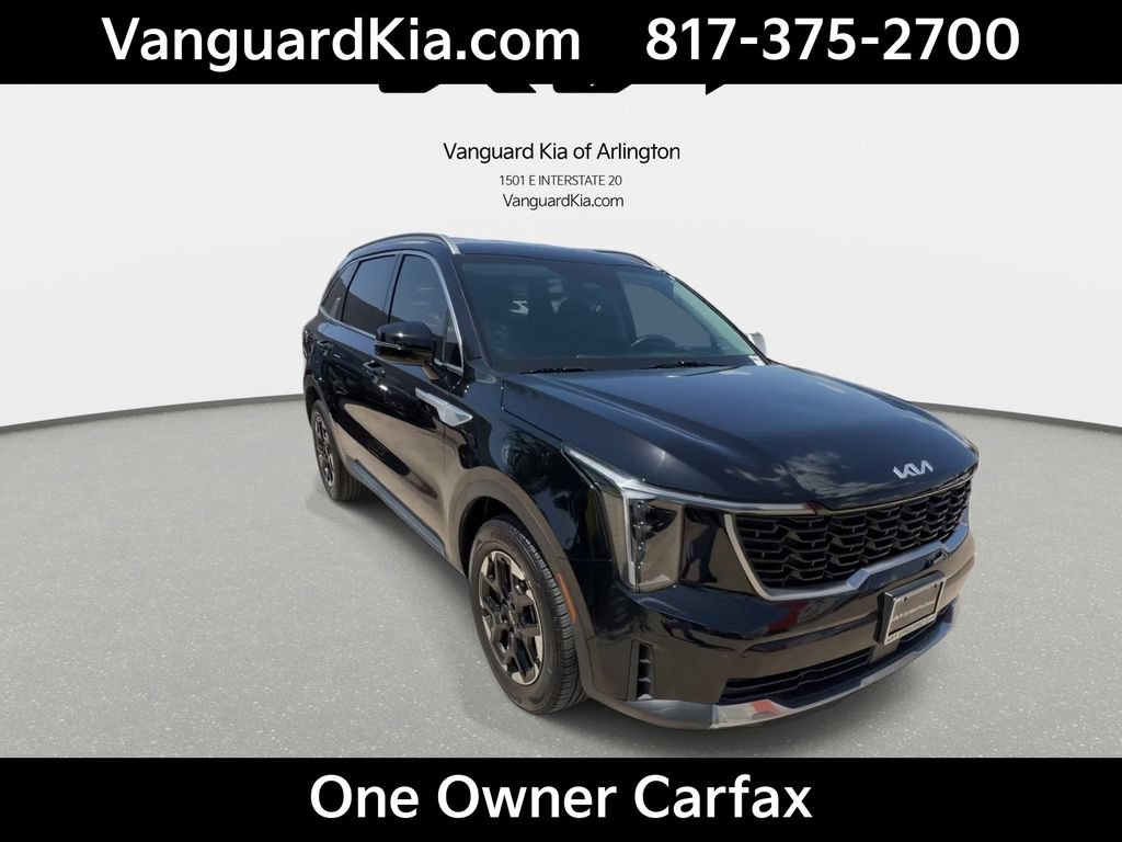 Certified 2025 Kia Sorento S FWD image 2