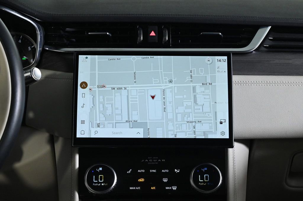 Used 2022 Jaguar F-PACE S image 13