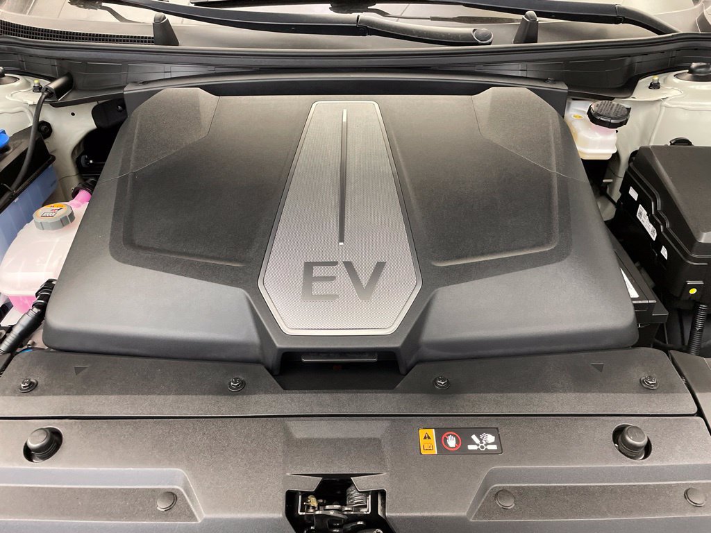 Used 2024 Kia EV6 Wind w/ Wind Technology Package RWD image 26