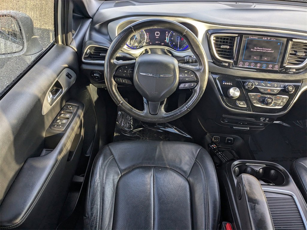 Used 2020 Chrysler Pacifica Touring-L Plus image 14