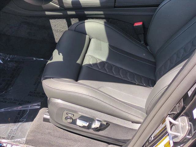 New 2026 BMW X5 M Competition w/ Executive Package AWD/4WD image 4