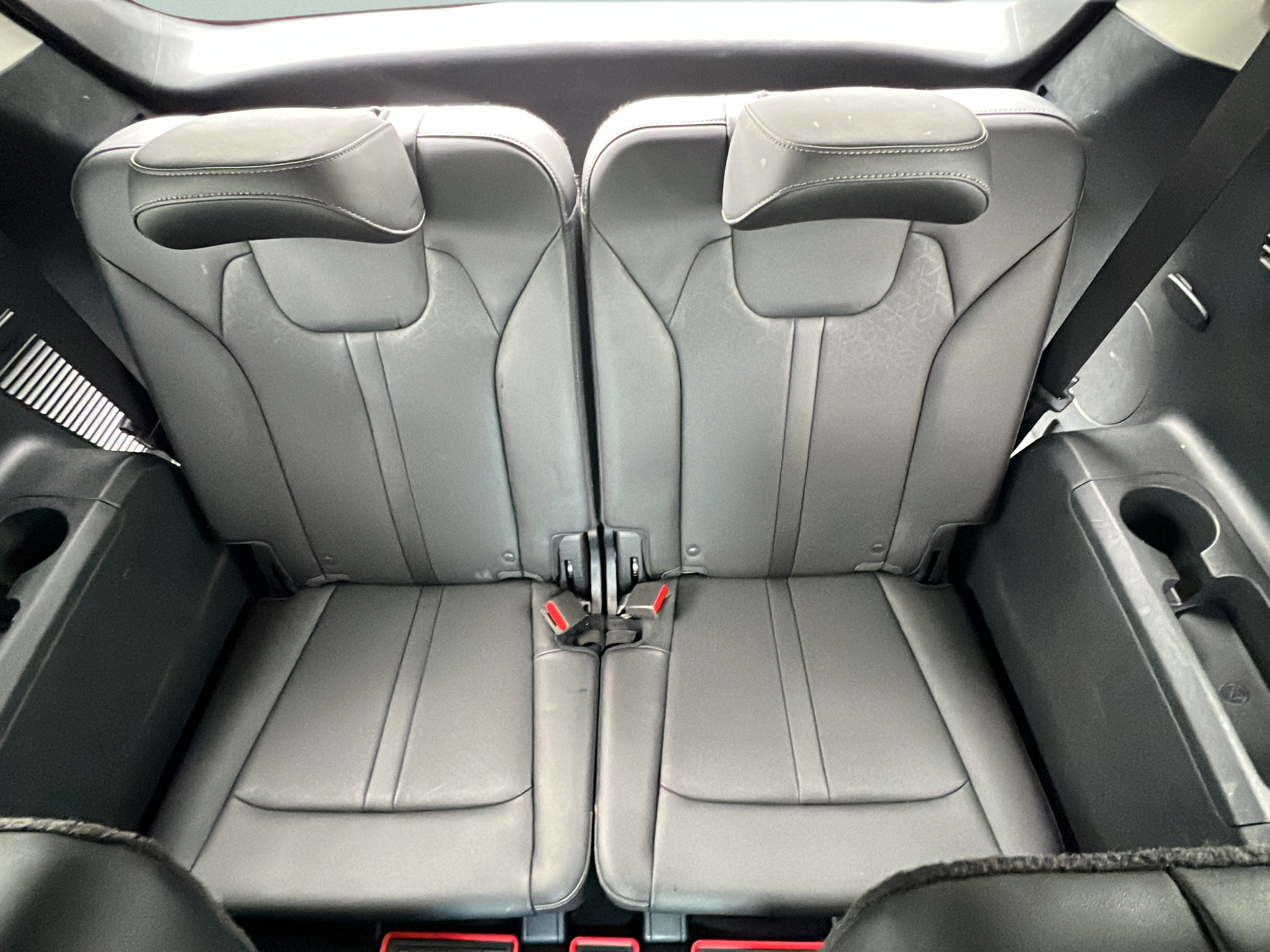 Used 2023 Kia Sorento EX w/ Panoramic Sunroof Package FWD image 11