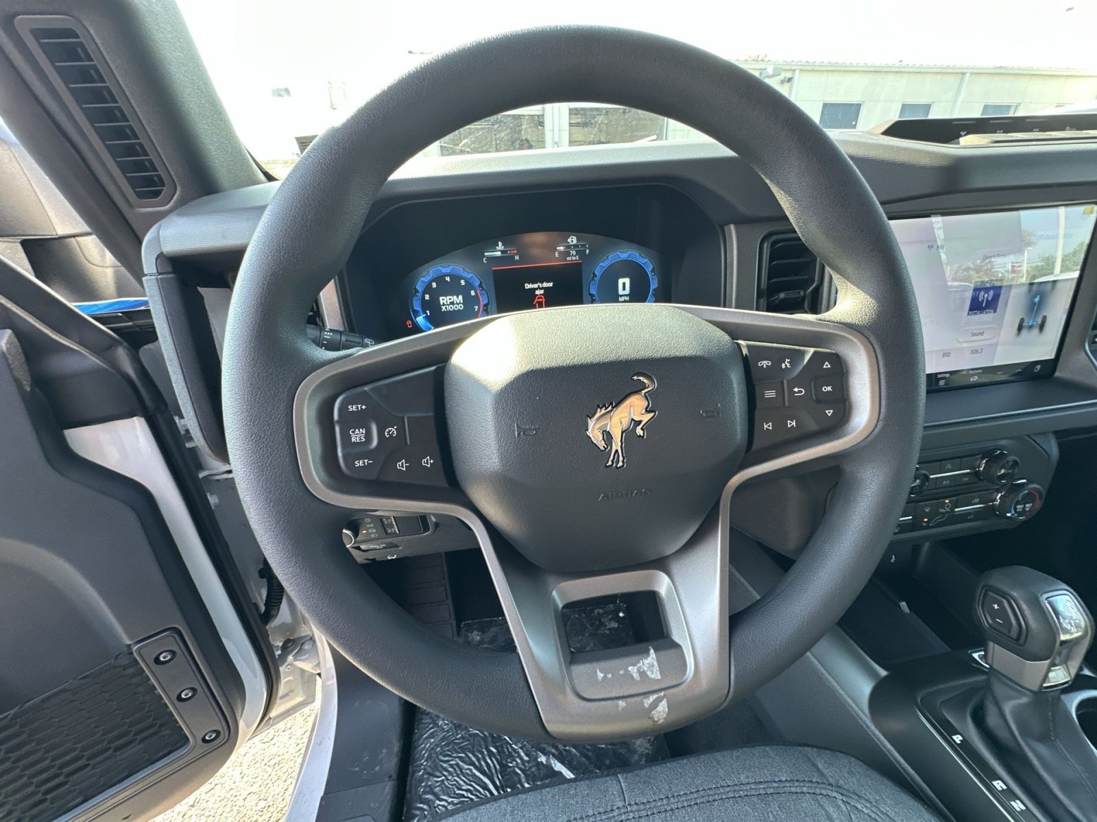 New 2025 Ford Bronco 4-Door w/ Sasquatch Package AWD/4WD image 24