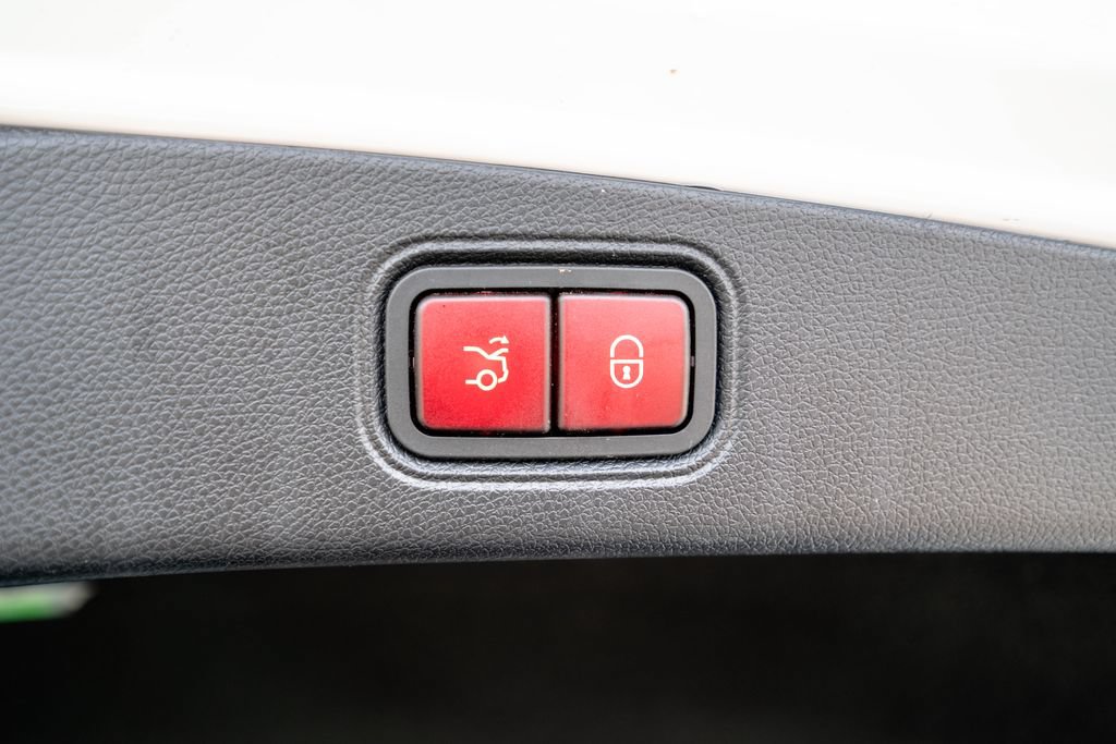 Used 2022 Mercedes-Benz E 53 AMG 4MATIC Coupe image 41