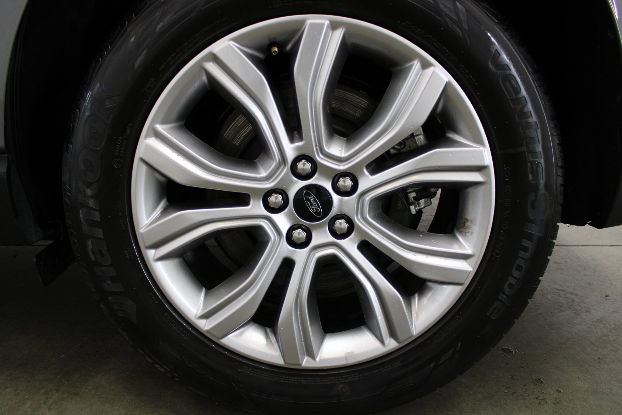 Used 2024 Ford Edge Titanium image 8