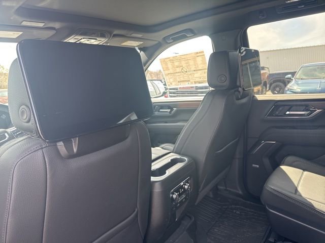 New 2026 GMC Yukon Denali AWD/4WD image 16