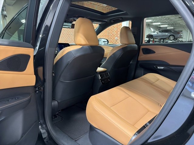 Used 2023 Lexus RX 350 Premium image 29