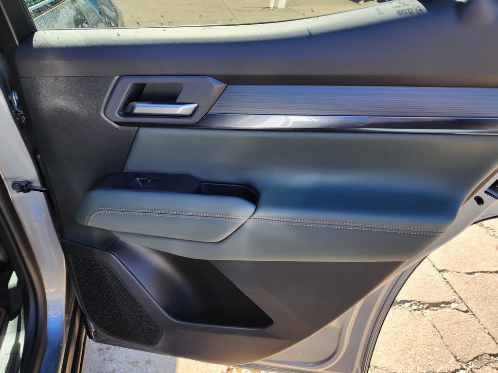 New 2026 GMC Terrain AT4 w/ Convenience Package III image 41