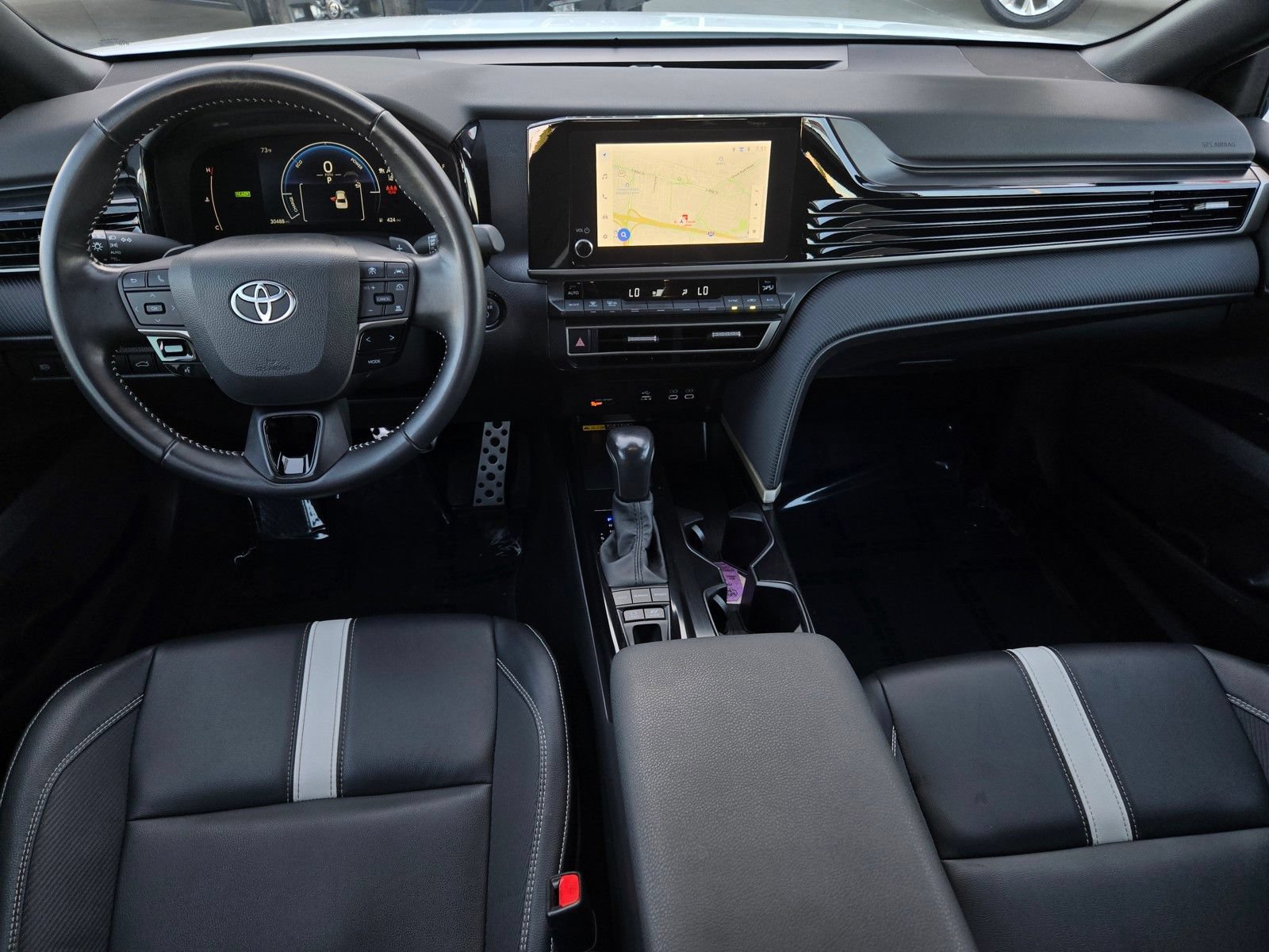 Certified 2025 Toyota Camry SE FWD image 13