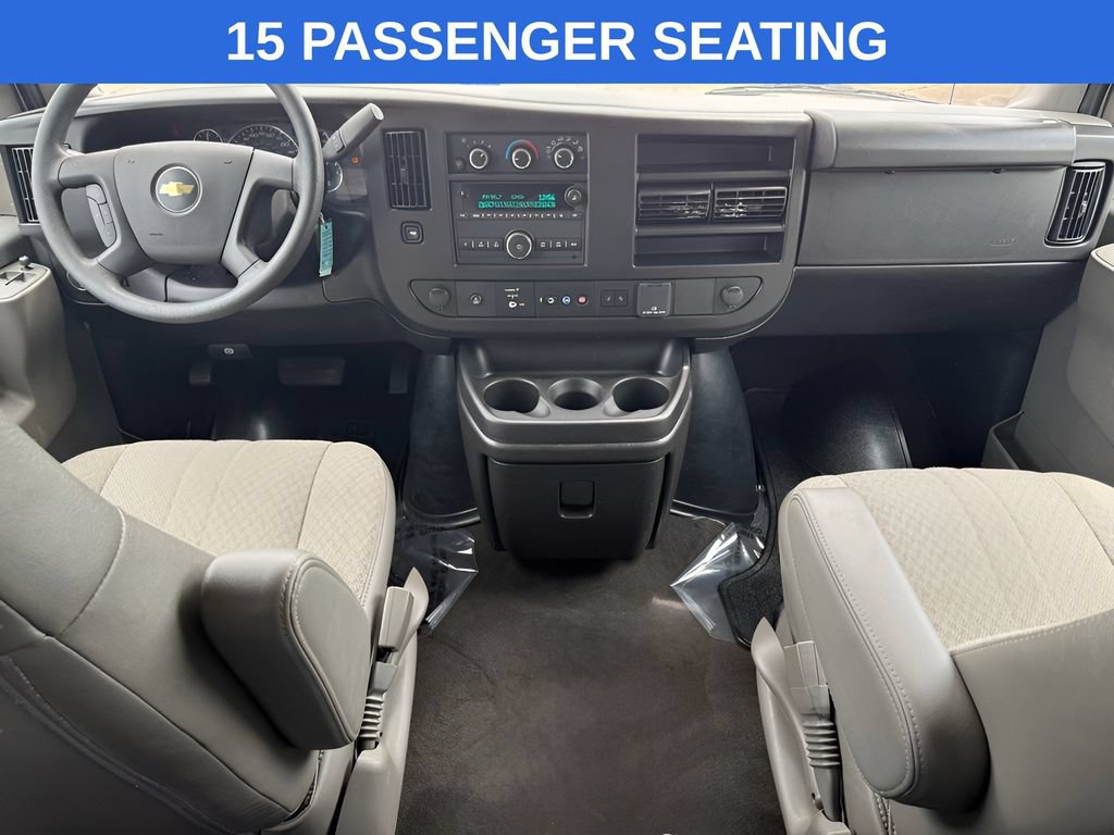 Used 2025 Chevrolet Express 3500 LT w/ LT Preferred Equipment Group RWD image 21