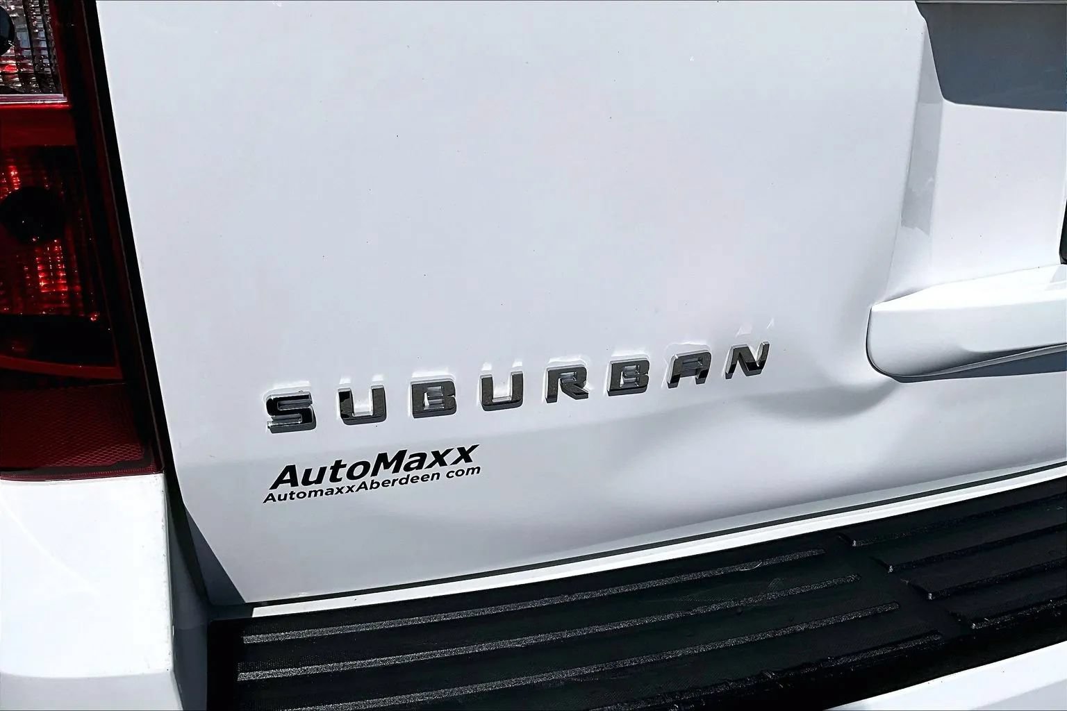 Used 2014 Chevrolet Suburban LS AWD/4WD image 29