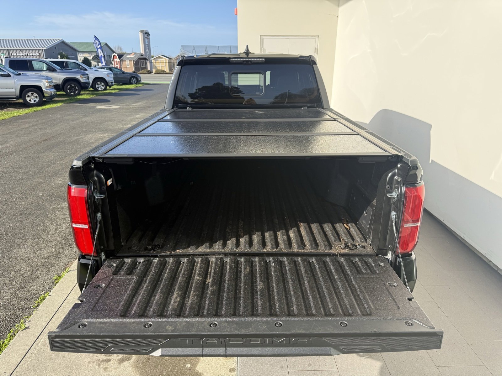 Used 2024 Toyota Tacoma TRD Off-Road w/ TRD Off Road Premium Package image 12