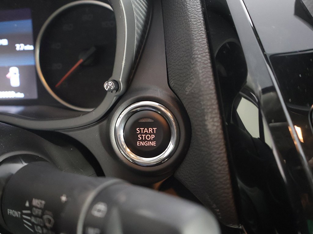 New 2025 Mitsubishi Eclipse Cross LE image 32