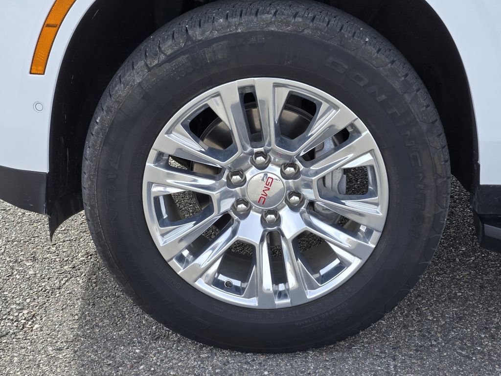 Used 2025 GMC Yukon Denali AWD/4WD image 8