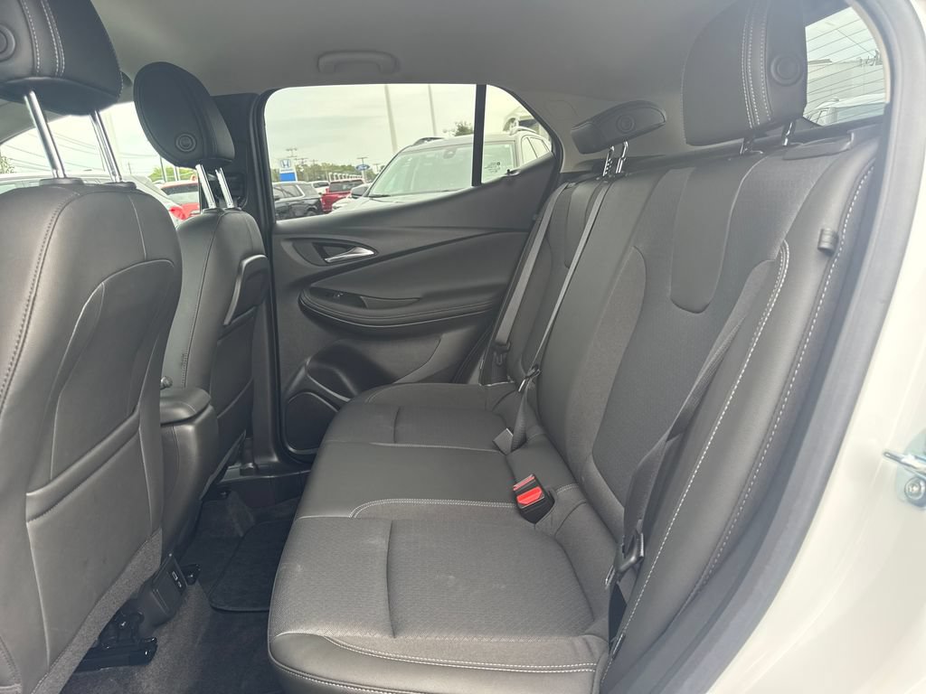 Certified 2023 Buick Encore GX Preferred w/ Cold Weather Comfort Package FWD image 9