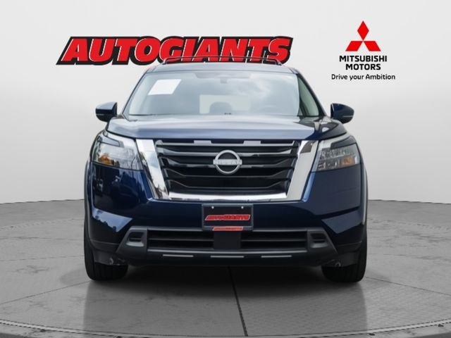 Used 2024 Nissan Pathfinder SV image 4