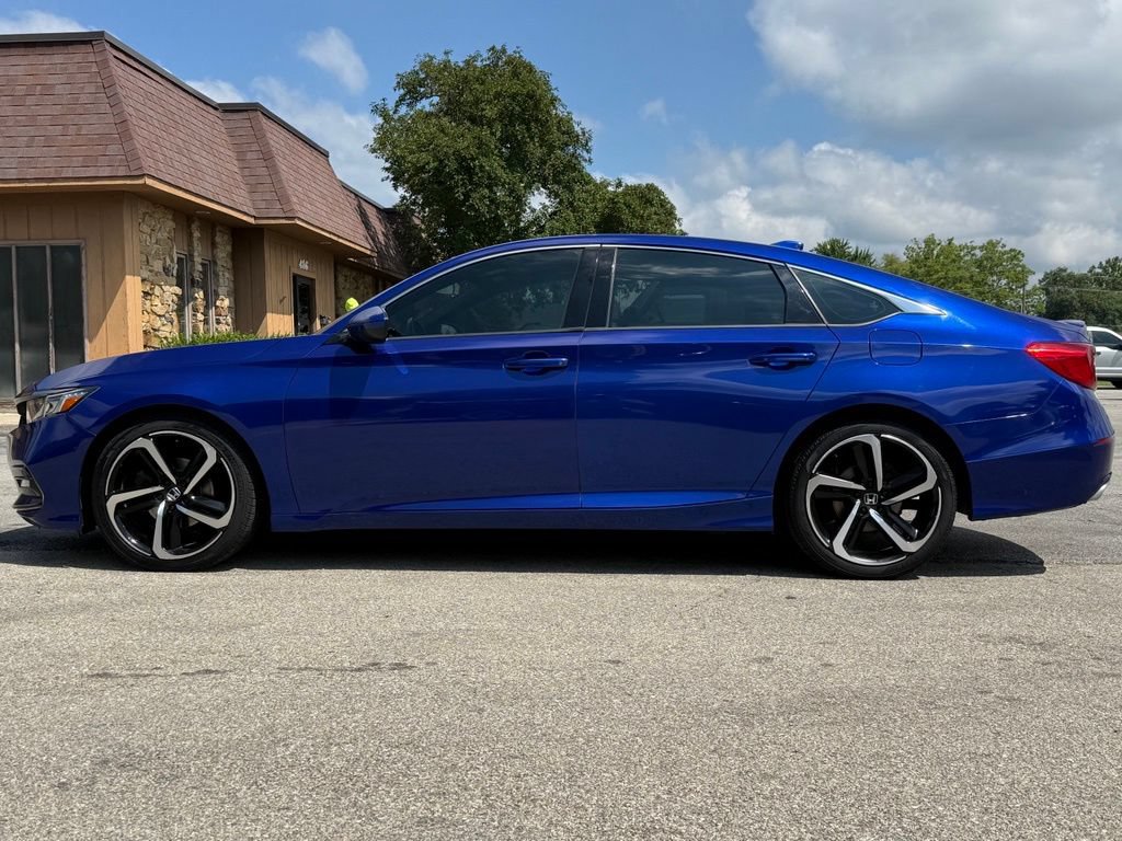 Used 2020 Honda Accord Sport image 2