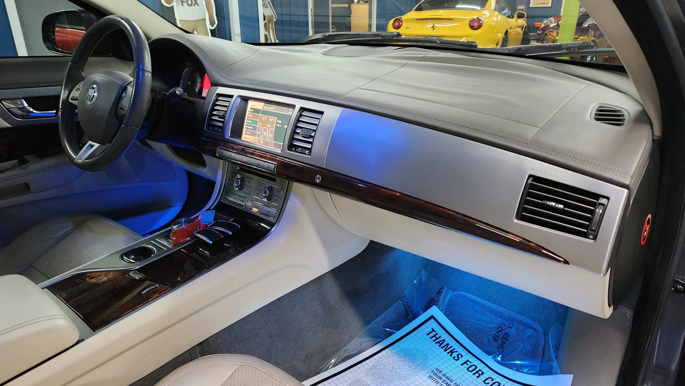 Used 2011 Jaguar XF Portfolio image 16