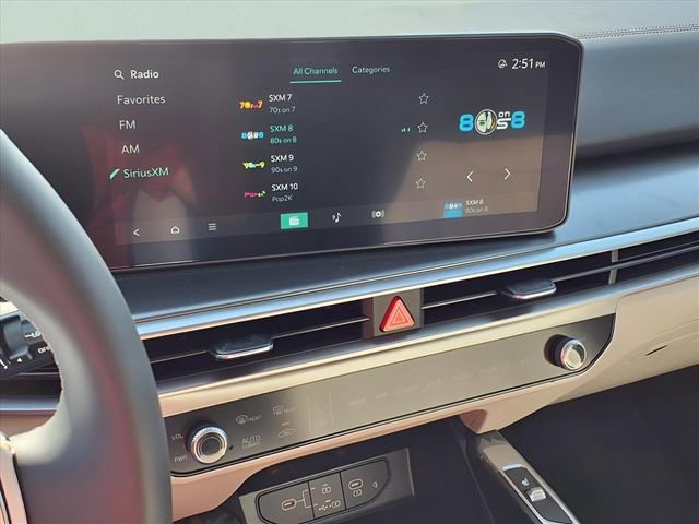 New 2025 Kia Sorento S image 8