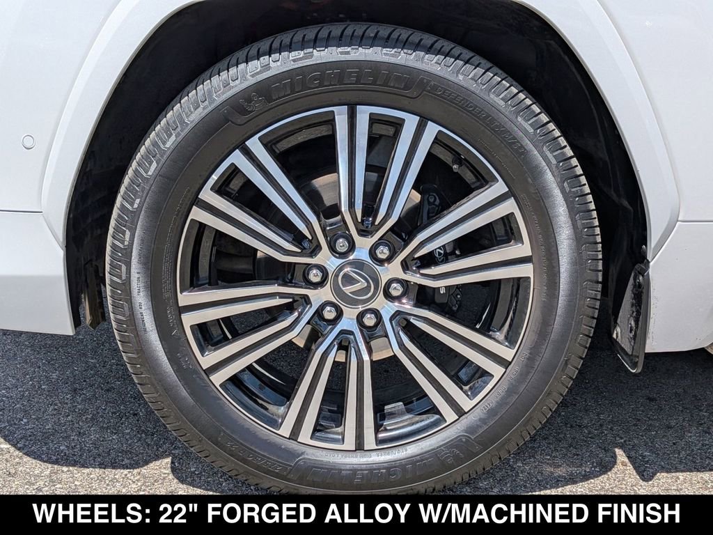 Used 2025 Lexus LX 700h Luxury w/ Appearance Package AWD/4WD image 17