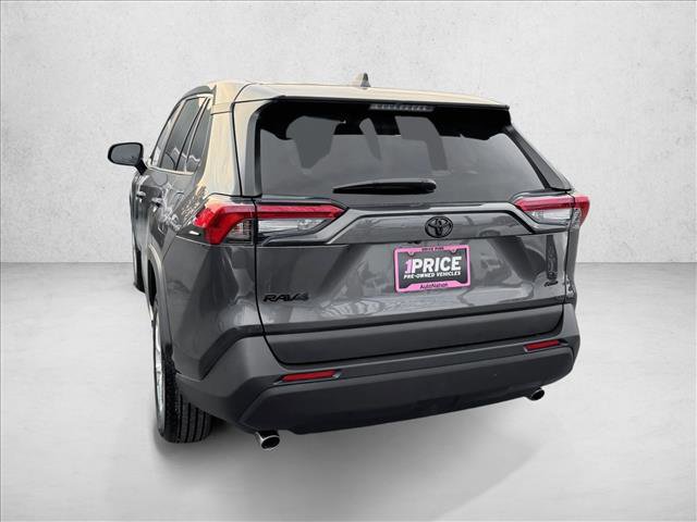 Certified 2025 Toyota RAV4 LE AWD/4WD image 5