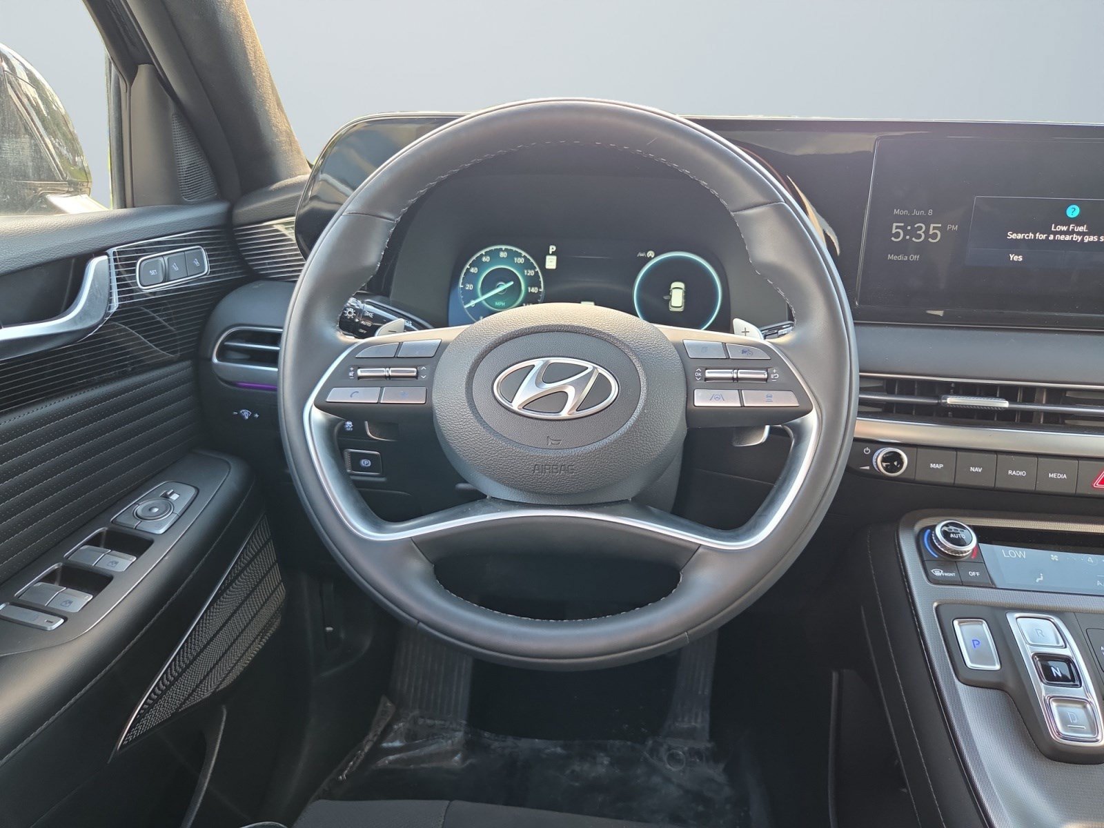 Used 2025 Hyundai Palisade Calligraphy AWD/4WD image 14