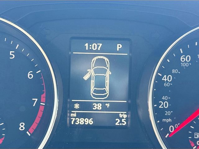 Used 2018 Volkswagen Jetta SE FWD image 12